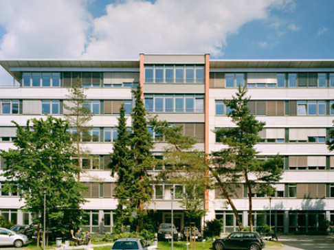 Office: Neu-Isenburg, Dornhofstrasse 34, Frankfurt, 63263