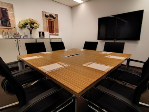 Office: OpernTurm, Frankfurt, 60306