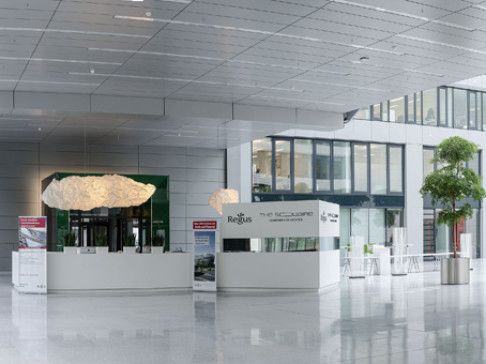Office: THE SQUAIRE Business Center, THE SQUAIRE 12, Frankfurt, 60549