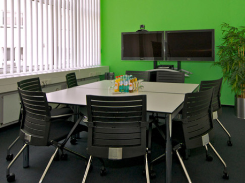 Office: Westend Fair, Friedrich-Ebert-Anlage 36, Frankfurt, 60325