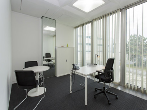 Office: Geneva Airport, WTC II - 29 Route de Pr, Geneva, CH-1215