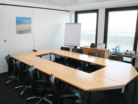 Office: Balexert Tower, Avenue Louis-Casa, Geneva, CH-1209