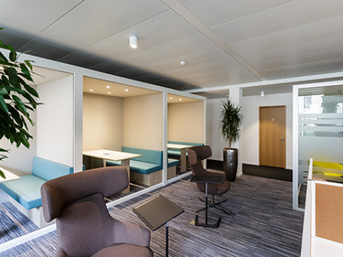 Office: Rhone, Rue du Commerce 4, Geneva, CH-1204