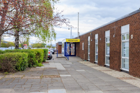 Office: Earls Road, Grangemouth, FK3 8UU