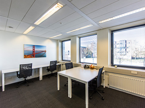 Office: Martini, Paterswoldseweg 806, Groningen, 9728 BM