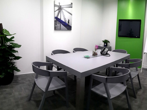 Office: The Place, Xingang East Road, Guangzhou, 510030