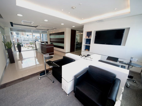 Office: Mall del Sol, 4th Floor Torres del Mall, Guayaquil