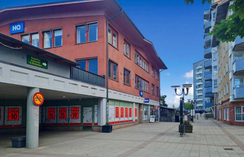 Office: Hags&auml;tra Torg 13, Bandhagen, Stockholm, 124 73