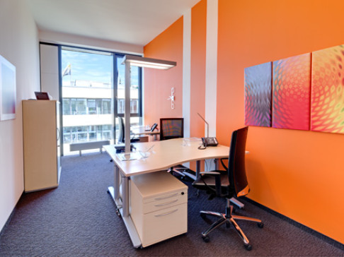 Office: HafenCity, Am Kaiserkai 1, Hamburg, 20457