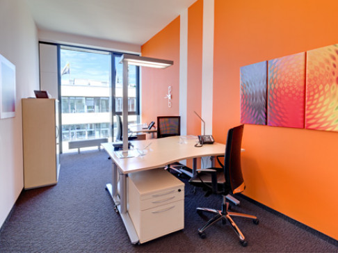 Office: HafenCity, Am Kaiserkai 1, Hamburg, 20457