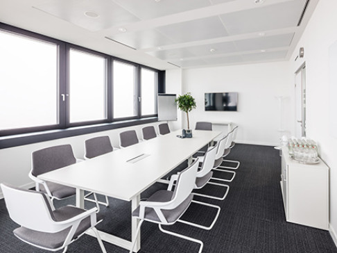 Office: Mundsburg Tower, 15th and 16th floor, Hamburg, 22083