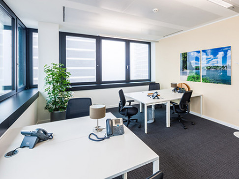 Office: Mundsburg Tower, 15th and 16th floor, Hamburg, 22083