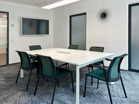 Office: Butzweilerhofallee 3, Cologne, 50829