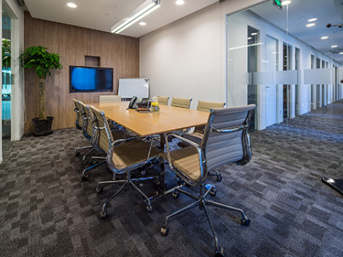 Office: Resources, 7/F, Resources Building, Hangzhou, 310016