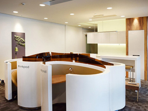 Office: Resources, 7/F, Resources Building, Hangzhou, 310016