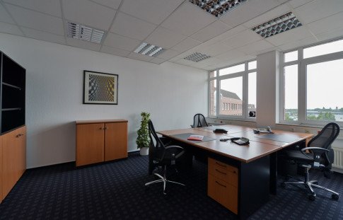 Office: Hanover North, Vahrenwalder Strasse, Hanover, 30179