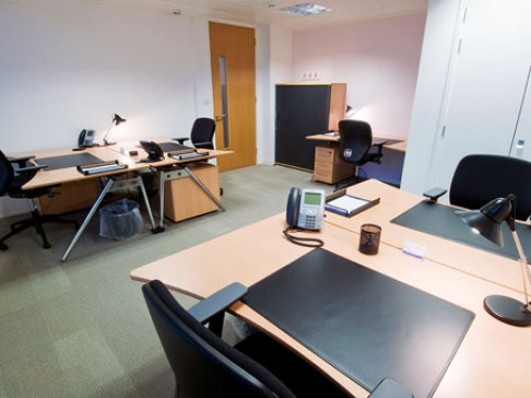 Office: Hyde Park, 5th Floor, Hayes, UB3 4AZ