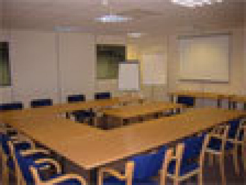Office: Hewitts Business Park, Elmbridge Road, Cranleigh, GU6