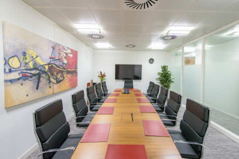 Office: Holland Street, Niddry Lodge, London, W8 7JB