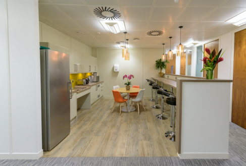 Office: Holland Street, Niddry Lodge, London, W8 7JB