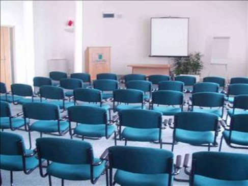 Office: Hollinwood Business Centre, Oldham, OL8