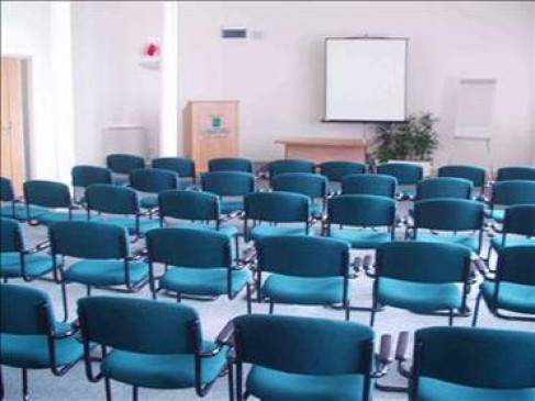 Office: Hollinwood Business Centre, Oldham, OL8