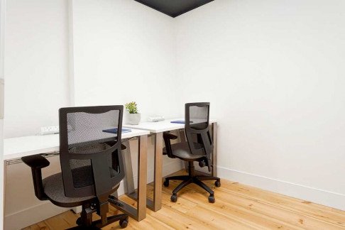 Office: 25 Effie Road, London, SW6 1EL