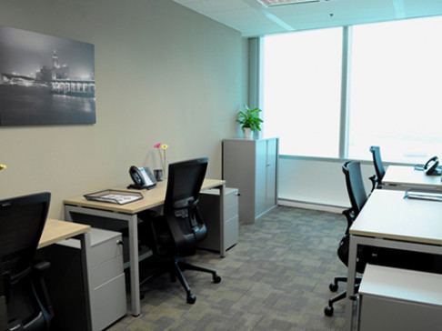 Office: Berkshire House Quarry Bay, Unit 2402-07, 24th Floor, Berkshire House, Hong Kong