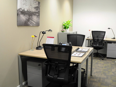 Office: Berkshire House Quarry Bay, Unit 2402-07, 24th Floor, Berkshire House, Hong Kong