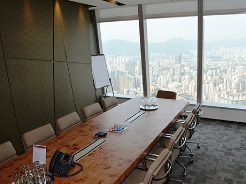 Office: International Commerce Centre, Unit 01, 82/F International Commerce Centre, Hong Kong
