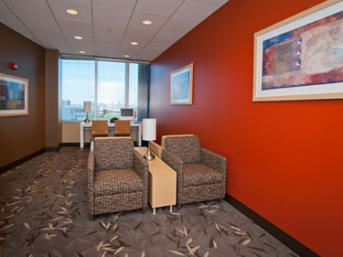 Office: Illinois, Pointe, Oak Brook, IL 60523