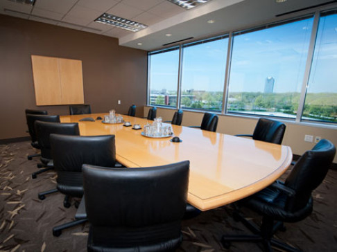 Office: Illinois, Pointe, Oak Brook, IL 60523