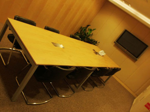 Office: Levent Kanyon, Kanyon Ofis Binasi Kat. 6, Istanbul, 34394