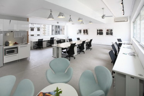 Office: Izi Central, Hong Kong, 852