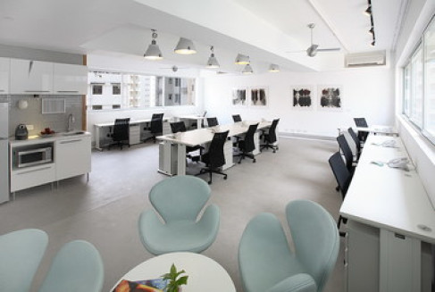 Office: Izi Central, Hong Kong, 852