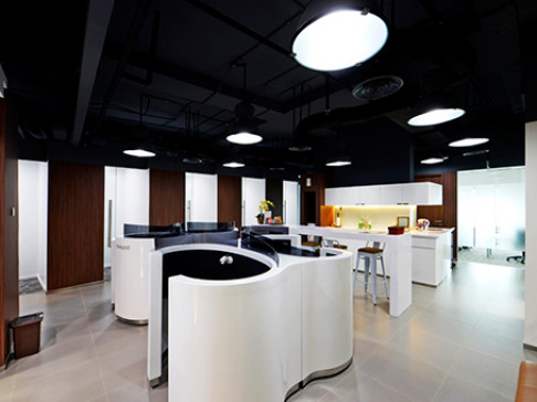 Office: H Tower, H Tower 18th floor, Jakarta, 12940