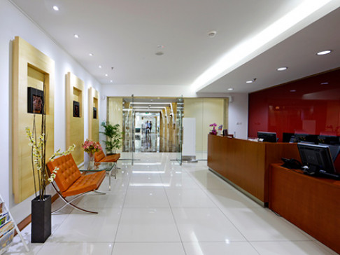 Office: Menara Standard Chartered, 30/F Menara Standard Chartered, Jakarta, 12930