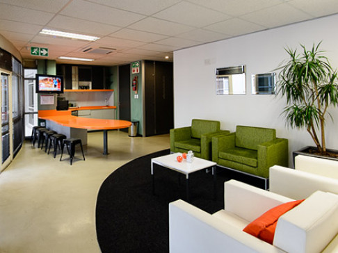 Office: Hyde Park, Hutton Court North, Johannesburg