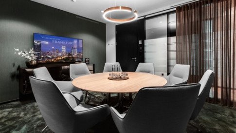 Office: KRONPRINZENPALAIS, K&ouml;nigstra&szlig;e 38, Stuttgart, 70173