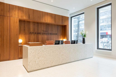 Office: Knesebeckstrasse 62, Berlin, 10719