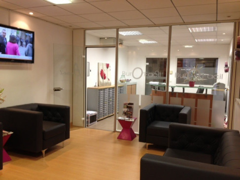 Office: Avenue De Bruxelles, La Seyne Sur Mer, 83500