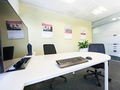 Office: Gabriel Garc, Las Rozas, 28232