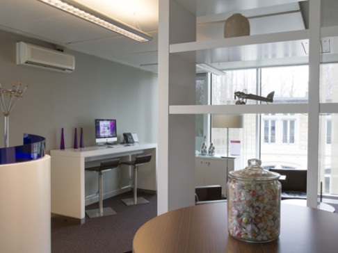 Office: City Flon, Voie du Chariot 3, Lausanne, CH-1003