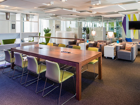 Office: Gare SNCF, Place du 8 Mai 1945, Le Mans, 72000