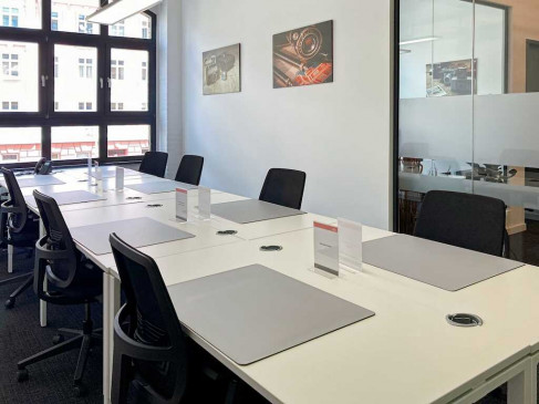 Office: Edisonstrasse 63, Berlin, 12459