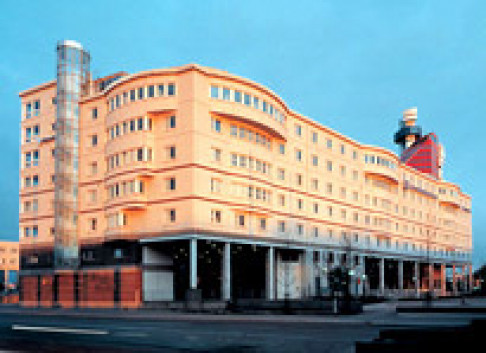 Office: Lilla Bommen, 7th Floor, Gothenburg, 411 04