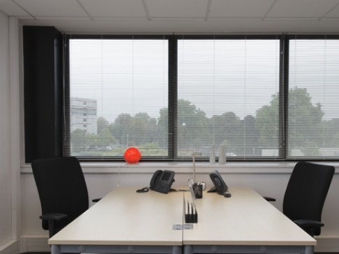 Office: Europe, Immeuble le Leeds -253, Lille, 59777
