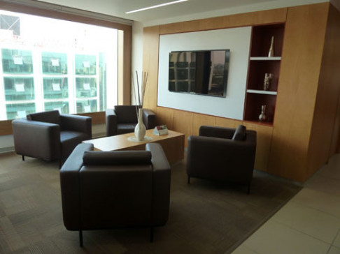 Office: Real Ocho San Isidro, Av. Sto. Toribio 173 y Via Central 125, Lima, 27