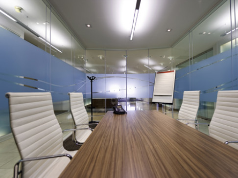 Office: Canary Wharf - Canada Square, Level 33, London, E14 5LB