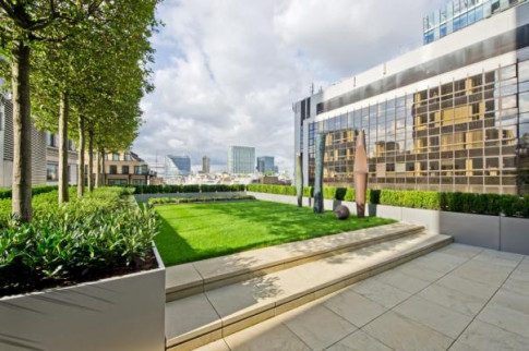 Office: London City, Bishopsgate, London, EC2M 3XD